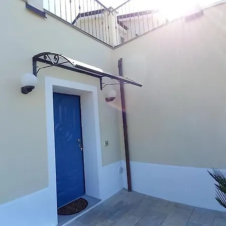 Holiday home Paradise House With Sea View And Quiet. Sanremo