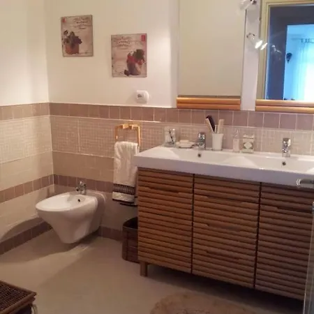 Casa vacanze Paradise House With Sea View And Quiet. Sanremo